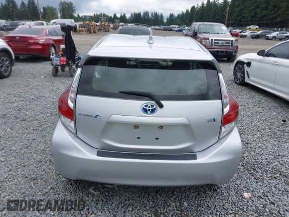 2015 Toyota Prius One z VIN JTDKDTB37F1098842, wystawiony jako IAAI lot #42599025 z przebiegiem 87 264 mil mil oraz . Historia ofert i sprzedaży dostępna na DreamBid. Obrazek 17.