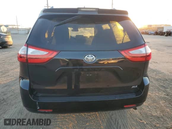 2019 Toyota Sienna XLE Auto Access Seat с VIN 5TDYZ3DC3KS976644, выставлен на аукционе Copart как лот 90898575 с пробегом 141 909 миль миль и Списание • Salvage title. История ставок и продаж доступна на DreamBid. Изображение 6.