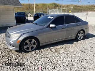 2010 Mercedes-Benz C 300 Sport с VIN WDDGF8BB6AR127235, выставлен на аукционе Copart как лот 80893575 с пробегом 156 979 миль миль и Чистый • Clean title. История ставок и продаж доступна на DreamBid. Изображение 1.