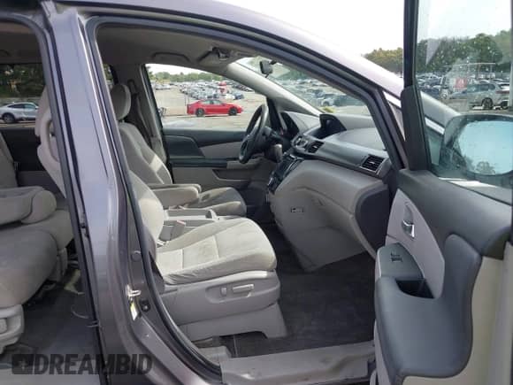 2014 Honda Odyssey EX с VIN 5FNRL5H45EB007912, выставлен на аукционе IAAI как лот 43322402 с пробегом 173 455 миль миль и . История ставок и продаж доступна на DreamBid. Изображение 5.