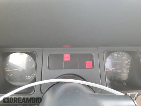 1992 Jeep Wrangler with VIN 2J4FY29S0NJ550114, listed as a Copart auction lot 68966325 with 142,331 mi miles and Salvage title. Bid and sale history available at DreamBid. Image 9.