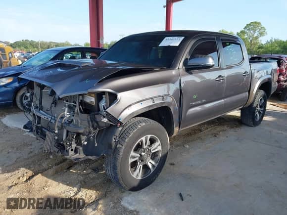 2016 Toyota Tacoma SR5 с VIN 5TFAZ5CN4GX009638, выставлен на аукционе IAAI как лот 42343123 с пробегом 88 983 миль миль и . История ставок и продаж доступна на DreamBid. Изображение 2.