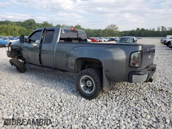 2011 Chevrolet Silverado 3500HD DRW LT с VIN 1GC5K0C8XBZ225333, выставлен на аукционе Copart как лот 66772405 с пробегом 161 171 миль миль и Списание • Salvage title. История ставок и продаж доступна на DreamBid. Изображение 2.