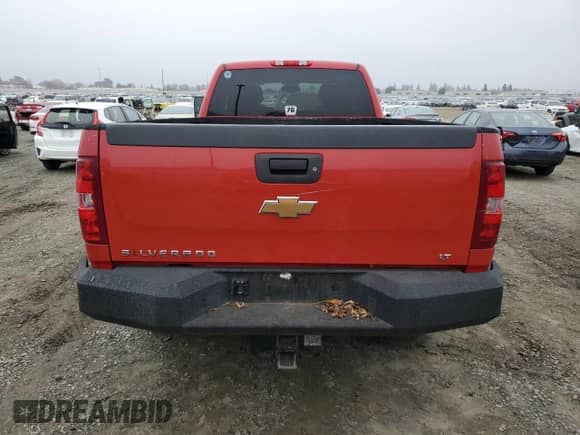 2011 Chevrolet Silverado 3500HD DRW LT с VIN 1GC5K0C82BZ225732, выставлен на аукционе Copart как лот 85118884 с пробегом 183 515 миль миль и Списание • Salvage title. История ставок и продаж доступна на DreamBid. Изображение 6.
