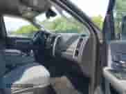 2013 Ram 1500 с VIN 1C6RR7LPXDS578669, выставлен на аукционе IAAI как лот 42367633 с пробегом 176 360 миль миль и . История ставок и продаж доступна на DreamBid. Изображение 5.