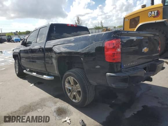 2018 Chevrolet Silverado 1500 Custom с VIN 1GCRCPEH5JZ321082, выставлен на аукционе Copart как лот 67564565 с пробегом 135 569 миль миль и Списание • Salvage title. История ставок и продаж доступна на DreamBid. Изображение 2.