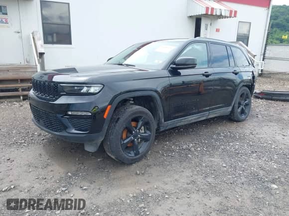 2023 Jeep Grand Cherokee Limited с VIN 1C4RJHBG1PC666631, выставлен на аукционе IAAI как лот 41400623 с пробегом 31 965 миль миль и . История ставок и продаж доступна на DreamBid. Изображение 2.