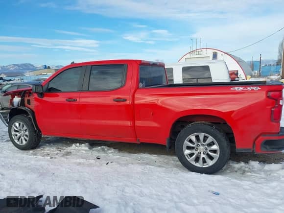 2021 Chevrolet Silverado 1500 Custom with VIN 3GCPYBEK5MG353574, listed as a IAAI auction lot 41403383 with 45,076 mi miles and . Bid and sale history available at DreamBid. Image 15.