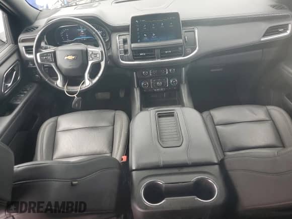 2022 Chevrolet Suburban LT с VIN 1GNSKCKD9NR304796, выставлен на аукционе Copart как лот 63745015 с пробегом 81 685 миль миль и Списание • Salvage title. История ставок и продаж доступна на DreamBid. Изображение 8.