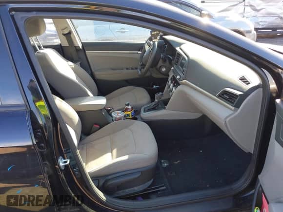 2019 Hyundai Elantra SE с VIN 5NPD74LF7KH420140, выставлен на аукционе IAAI как лот 41497750 с пробегом 68 588 миль миль и . История ставок и продаж доступна на DreamBid. Изображение 5.