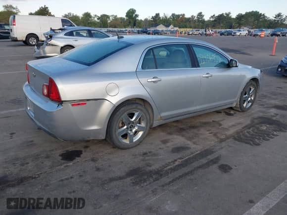 2010 Chevrolet Malibu 1LT с VIN 1G1ZC5EB2AF232810, выставлен на аукционе IAAI как лот 43406952 с пробегом 170 751 миль миль и . История ставок и продаж доступна на DreamBid. Изображение 4.