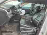 2015 Chevrolet Tahoe LT z VIN 1GNSKBKC5FR105523, wystawiony jako Copart lot #65356845 z przebiegiem 204 702 mil mil oraz Szkoda całkowita • Salvage title. Historia ofert i sprzedaży dostępna na DreamBid. Obrazek 7.