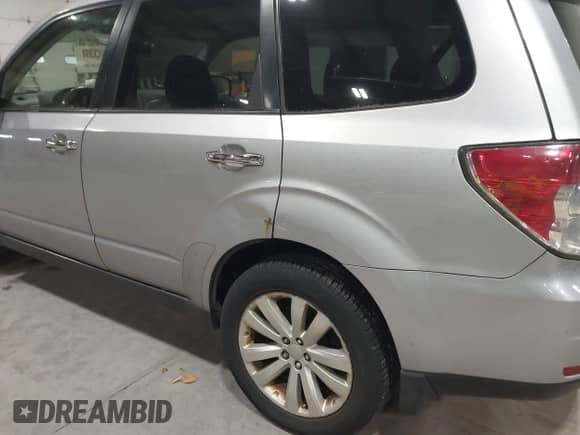 2012 Subaru Forester X Premium z VIN JF2SHADC9CH448112, wystawiony jako IAAI lot #43592598 z przebiegiem 105 556 mil mil oraz . Historia ofert i sprzedaży dostępna na DreamBid. Obrazek 12.