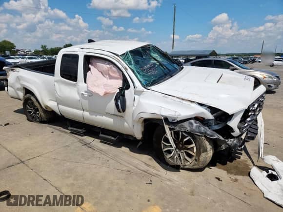 2023 Toyota Tacoma SR z VIN 3TYRZ5CN5PT033640, wystawiony jako Copart lot #69745075 z przebiegiem 14 471 mil mil oraz Szkoda całkowita • Salvage title. Historia ofert i sprzedaży dostępna na DreamBid. Obrazek 4.