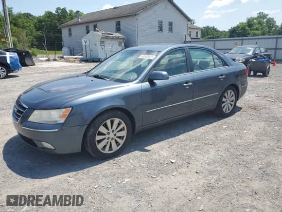 2009 Hyundai Sonata SE с VIN 5NPEU46F59H477701, выставлен на аукционе Copart как лот 63563825 с пробегом 153 258 миль миль и Списание • Salvage title. История ставок и продаж доступна на DreamBid. Изображение 1.