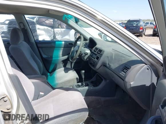 1996 Honda Civic с VIN 1HGEJ6502TL024674, выставлен на аукционе IAAI как лот 42233487 с пробегом 75 618 миль миль и . История ставок и продаж доступна на DreamBid. Изображение 5.