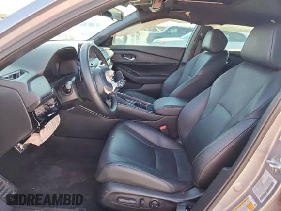 2023 Honda Accord Sport-L z VIN 1HGCY2F77PA038711, wystawiony jako Copart lot #86523945 z przebiegiem 28 275 mil mil oraz Czysty tytuł • Clean title. Historia ofert i sprzedaży dostępna na DreamBid. Obrazek 7.