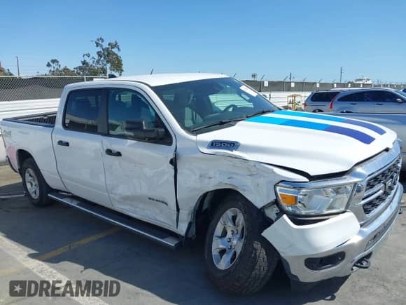 2023 Ram 1500 Big Horn z VIN 1C6SRFMT0PN531452, wystawiony jako IAAI lot #41976264 z przebiegiem 35 896 mil mil oraz . Historia ofert i sprzedaży dostępna na DreamBid. Obrazek 13.