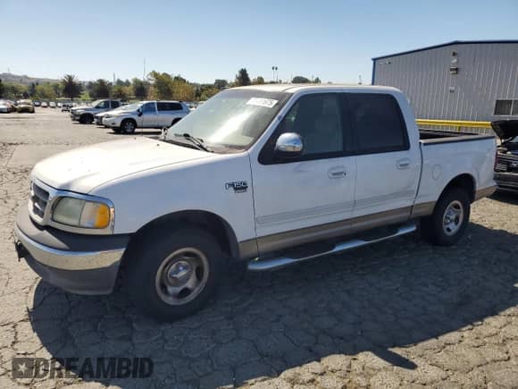 2002 Ford F-150 XLT с VIN 1FTRW07LX2KE22550, выставлен на аукционе Copart как лот 71431675 с пробегом 200 021 миль миль и Чистый • Clean title. История ставок и продаж доступна на DreamBid. Изображение 1.