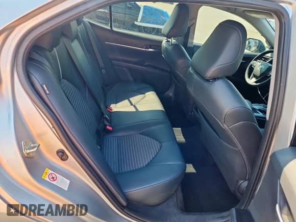 2018 Toyota Camry SE с VIN 4T1B11HK9JU141561, выставлен на аукционе Copart как лот 70283235 с пробегом 109 819 миль миль и Чистый • Clean title. История ставок и продаж доступна на DreamBid. Изображение 10.