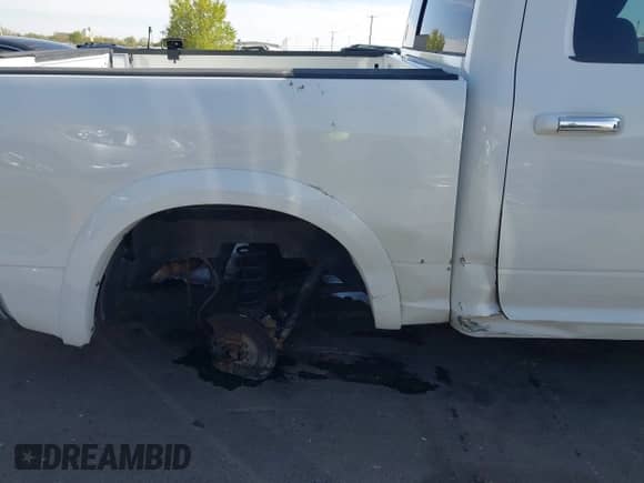 2011 Ram 1500 Big Horn with VIN 1D7RV1CT9BS642105, listed as a IAAI auction lot 42093144 with 221,032 mi miles and . Bid and sale history available at DreamBid. Image 6.