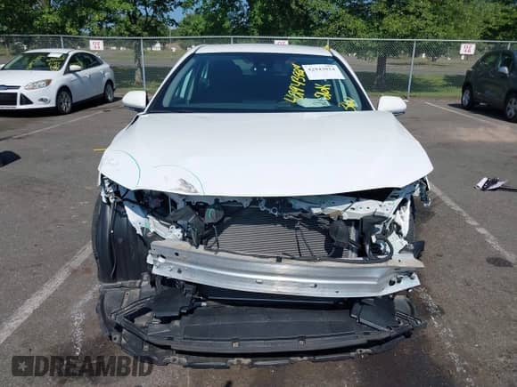 2022 Toyota Camry LE с VIN 4T1C11AK5NU688184, выставлен на аукционе IAAI как лот 42943924 с пробегом 26 831 миль миль и . История ставок и продаж доступна на DreamBid. Изображение 6.