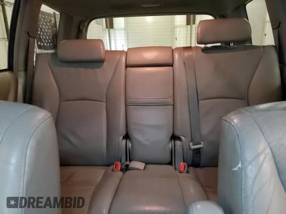 2004 Toyota Highlander z VIN JTEEP21A840063515, wystawiony jako Copart lot #71485625 z przebiegiem 225 770 mil mil oraz Szkoda całkowita • Salvage title. Historia ofert i sprzedaży dostępna na DreamBid. Obrazek 10.