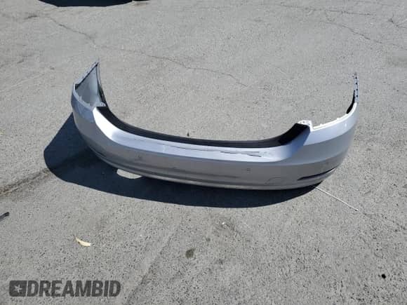 2015 BMW 4 Series 428i z VIN WBA4A9C52FGL86475, wystawiony jako Copart lot #70257175 z przebiegiem 51 357 mil mil oraz Szkoda całkowita • Salvage title. Historia ofert i sprzedaży dostępna na DreamBid. Obrazek 12.