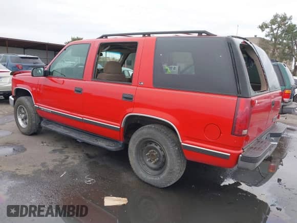 1999 Chevrolet Tahoe с VIN 1GNEK13R4XJ556548, выставлен на аукционе IAAI как лот 42024360 с пробегом 243 669 миль миль и . История ставок и продаж доступна на DreamBid. Изображение 3.