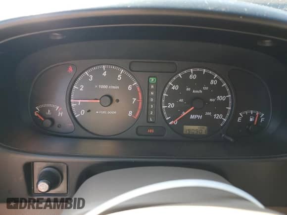 2000 Honda Passport LX with VIN 4S6CK58W6Y4400438, listed as a Copart auction lot 82210735 with 190,901 mi miles and Salvage title. Bid and sale history available at DreamBid. Image 9.