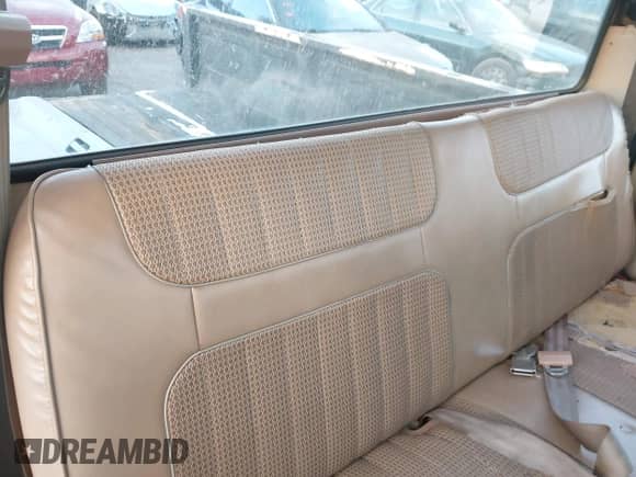 1985 Ford F-250 с VIN 1FTHF2517FPB13166, выставлен на аукционе IAAI как лот 43073872 с пробегом 66 106 миль миль и . История ставок и продаж доступна на DreamBid. Изображение 8.