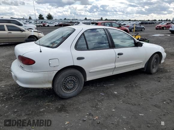 1998 Chevrolet Cavalier z VIN 1G1JC524XW7118266, wystawiony jako Copart lot #55081905 z przebiegiem 127 877 mil mil oraz Szkoda całkowita • Salvage title. Historia ofert i sprzedaży dostępna na DreamBid. Obrazek 3.