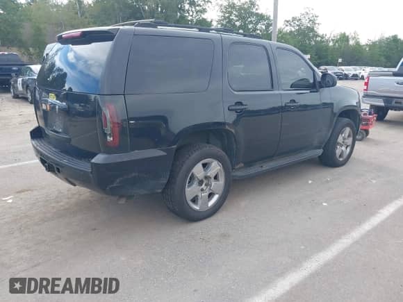 2007 Chevrolet Tahoe LT с VIN 1GNFK13017R102796, выставлен на аукционе IAAI как лот 43022209 с пробегом 178 936 миль миль и . История ставок и продаж доступна на DreamBid. Изображение 4.