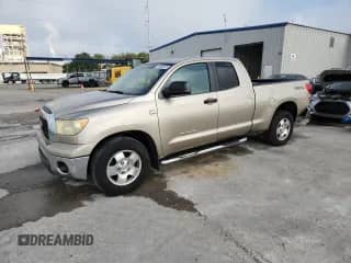 2007 Toyota Tundra SR5 z VIN 5TFRT54117X005563, wystawiony jako Copart lot #86806155 z przebiegiem 271 621 mil mil oraz Szkoda całkowita • Salvage title. Historia ofert i sprzedaży dostępna na DreamBid. Obrazek 1.
