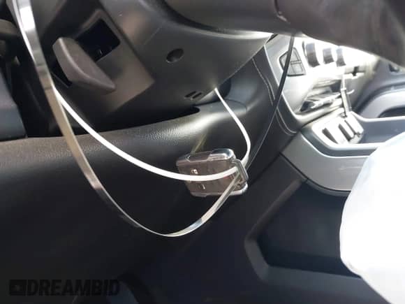 2017 Chevrolet Silverado 1500 LTZ z VIN 3GCUKSEC6HG263854, wystawiony jako IAAI lot #41275123 z przebiegiem 70 009 mil mil oraz . Historia ofert i sprzedaży dostępna na DreamBid. Obrazek 11.