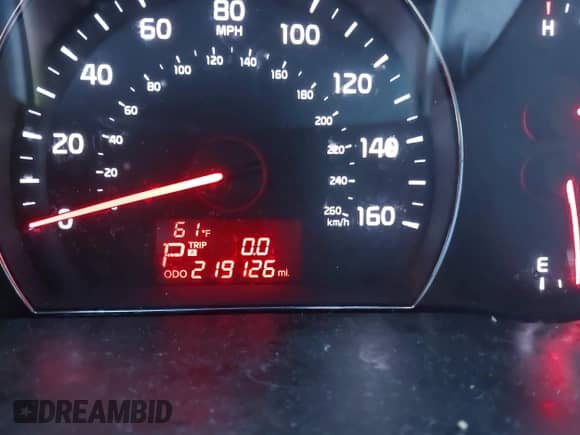 2014 Kia Sorento LX с VIN 5XYKT3A65EG444979, выставлен на аукционе IAAI как лот 43314716 с пробегом 219 126 миль миль и . История ставок и продаж доступна на DreamBid. Изображение 7.