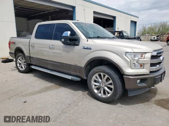 2017 Ford F-150 XL with VIN 1FTEW1EG1HKD09136, listed as a Copart auction lot 69126295 with 91,823 mi miles and Salvage title. Bid and sale history available at DreamBid. Image 4.