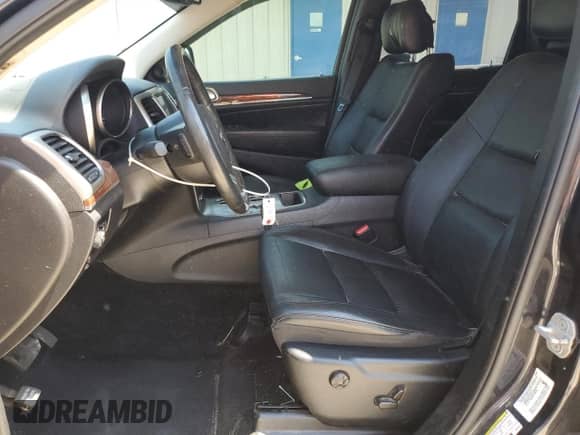 2013 Jeep Grand Cherokee Limited с VIN 1C4RJEBG3DC610622, выставлен на аукционе Copart как лот 80285545 с пробегом 126 064 миль миль и Списание • Salvage title. История ставок и продаж доступна на DreamBid. Изображение 7.