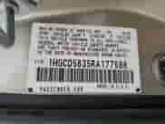 1994 Honda Accord LX z VIN 1HGCD5635RA177586, wystawiony jako Copart lot #85331804 z przebiegiem 113 195 mil mil oraz Szkoda całkowita • Salvage title. Historia ofert i sprzedaży dostępna na DreamBid. Obrazek 12.