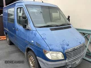 2004 Dodge Sprinter with VIN WD2PD143X45619256, listed as a IAAI auction lot 42101164 with 241,586 mi miles and . Bid and sale history available at DreamBid. Image 1.