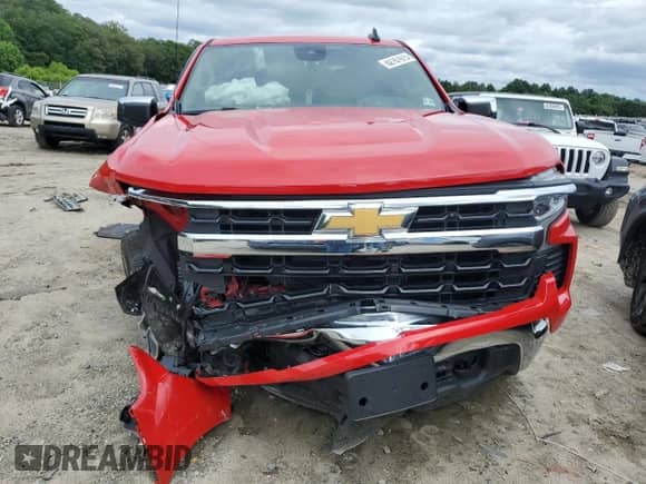 2022 Chevrolet Silverado 1500 LT with VIN 1GCPDDEK2NZ545057, listed as a Copart auction lot 62767975 with 55,304 mi miles and Salvage title. Bid and sale history available at DreamBid. Image 5.