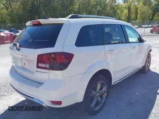 2017 Dodge Journey Crossroad Plus with VIN 3C4PDDGG7HT553305, listed as a IAAI auction lot 43362398 with 203,831 mi miles and . Bid and sale history available at DreamBid. Image 4.