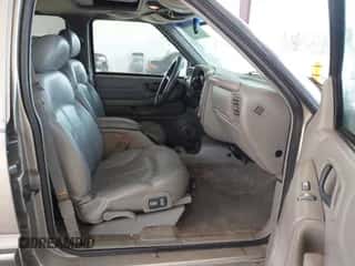 1998 Chevrolet Blazer LS с VIN 1GNDT13W3W2286848, выставлен на аукционе IAAI как лот 43334461 с пробегом 214 194 миль миль и . История ставок и продаж доступна на DreamBid. Изображение 5.