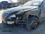 2013 Hyundai Genesis R-Spec z VIN KMHGC4DH4DU225996, wystawiony jako IAAI lot #41996696 z przebiegiem 184 219 mil mil oraz . Historia ofert i sprzedaży dostępna na DreamBid. Obrazek 6.