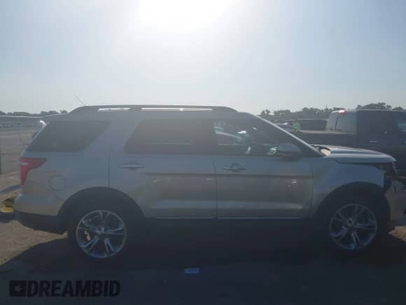 2011 Ford Explorer Limited z VIN 1FMHK7F88BGA01678, wystawiony jako IAAI lot #42993591 z przebiegiem 101 894 mil mil oraz . Historia ofert i sprzedaży dostępna na DreamBid. Obrazek 13.