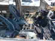 2015 Chevrolet Silverado 2500HD Work Truck z VIN 1GC1KUEG0FF156704, wystawiony jako IAAI lot #42683155 z przebiegiem Nie podano mil oraz . Historia ofert i sprzedaży dostępna na DreamBid. Obrazek 5.