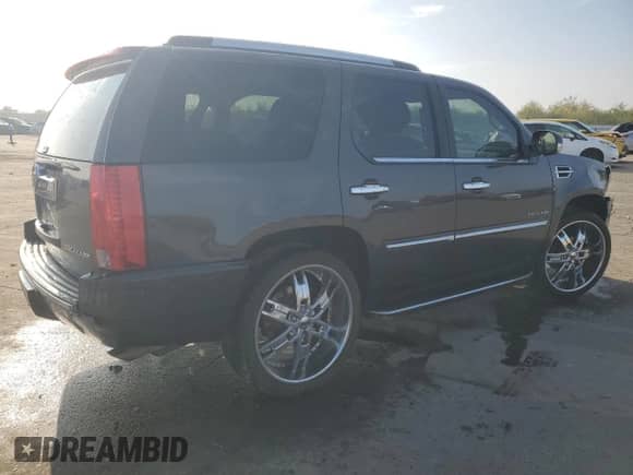 2011 Cadillac Escalade with VIN 1GYS3AEF4BR161964, listed as a Copart auction lot 83394334 with 147,525 mi miles and Salvage title. Bid and sale history available at DreamBid. Image 3.