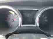 2005 Ford Mustang Deluxe z VIN 1ZVFT84N255214372, wystawiony jako Copart lot #67569625 z przebiegiem 198 132 mil mil oraz Szkoda całkowita • Salvage title. Historia ofert i sprzedaży dostępna na DreamBid. Obrazek 9.