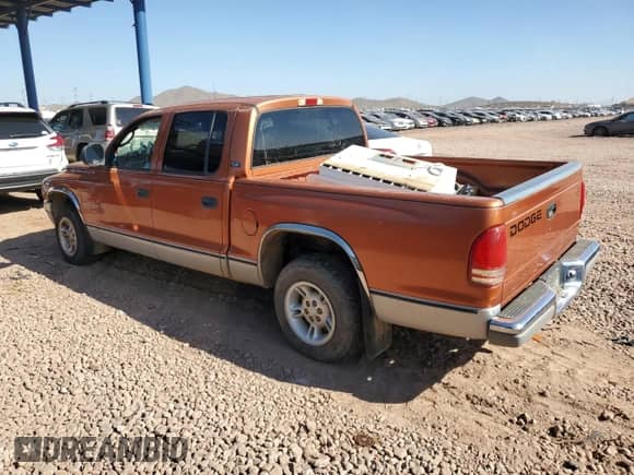 2000 Dodge Dakota Sport with VIN 1B7GL2AN2YS672265, listed as a Copart auction lot 43539555 with 169,842 mi miles and Clean title. Bid and sale history available at DreamBid. Image 2.