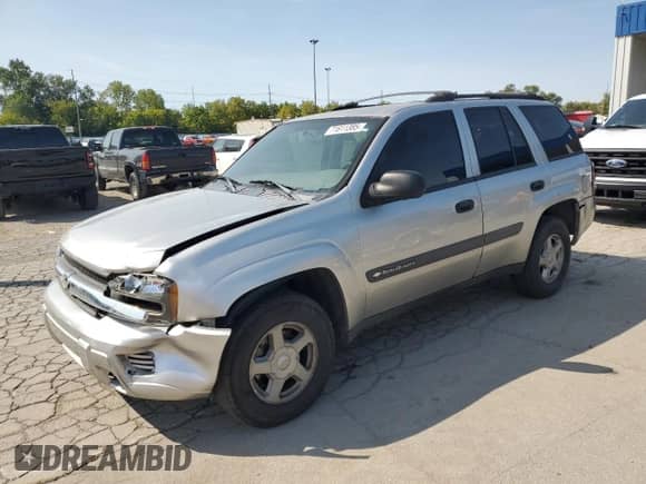 2004 Chevrolet TrailBlazer LS с VIN 1GNDT13S142324054, выставлен на аукционе Copart как лот 71611385 с пробегом 241 439 миль миль и Списание • Salvage title. История ставок и продаж доступна на DreamBid. Изображение 1.